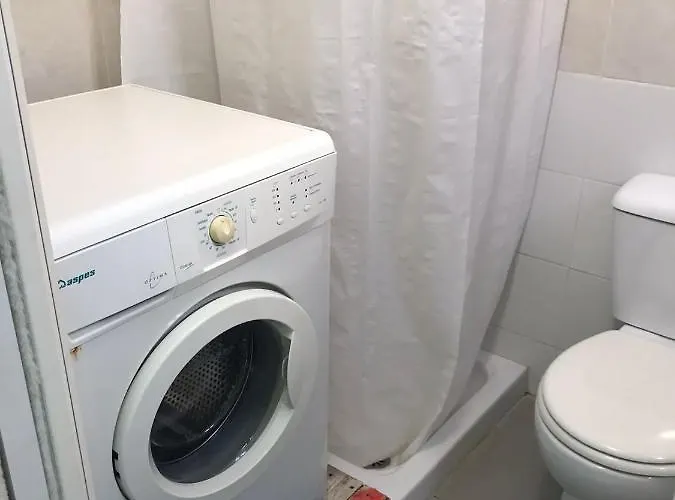 Acogedor, Tipo Estudio, Con Piscina A Tan Solo 2 Mnt De La Playa شقة فوينخيرولا